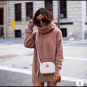 Tularosa soft camel pullover